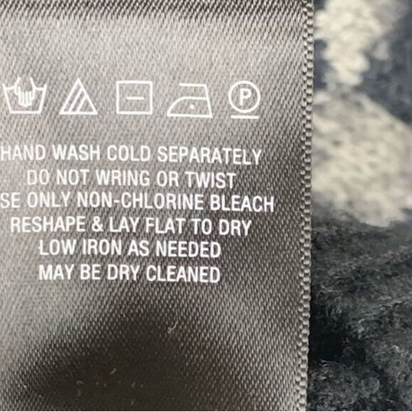 Knitted & Knotted NEW Faux Fur Sleeve Sweater Size M Black Animal Print - Picture 13 of 14